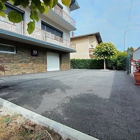 Apartment Jack Bihac